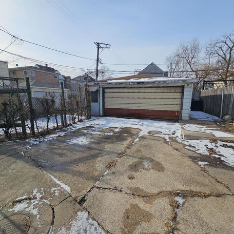 Tiny photo for 116 N Laramie Avenue, Chicago, IL 60644 (MLS # 12617988)