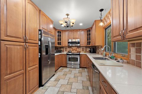 Tiny photo for 1935 Green Trails Drive, Lisle, IL 60532 (MLS # 12495213)