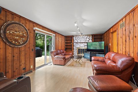 Tiny photo for 1935 Green Trails Drive, Lisle, IL 60532 (MLS # 12495213)