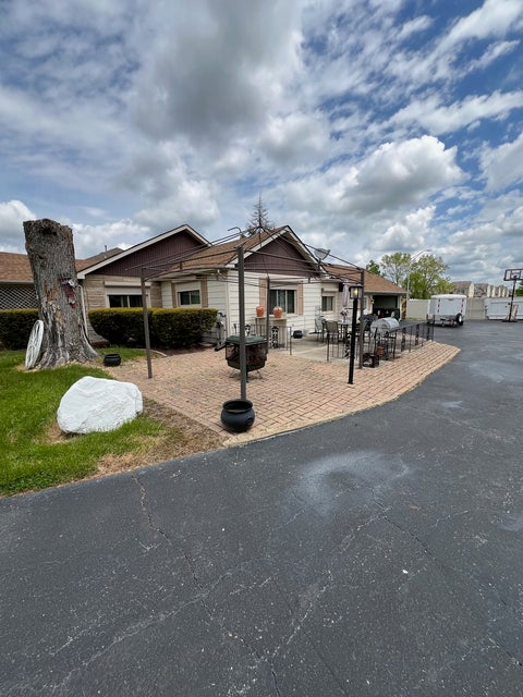 Tiny photo for 20185 Torrence Avenue, Lynwood, IL 60411 (MLS # 12643299)
