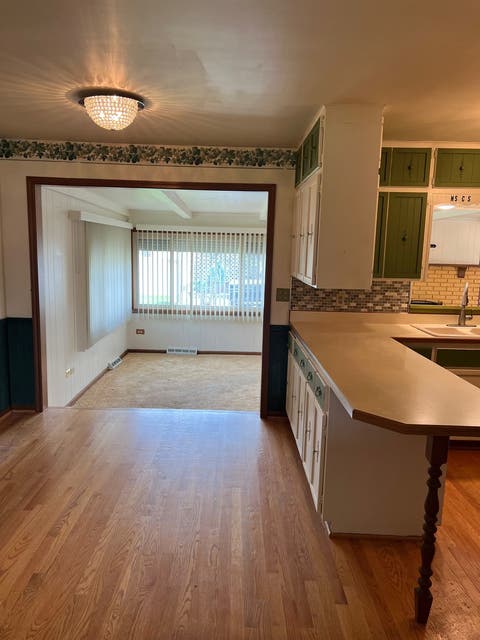 Tiny photo for 20185 Torrence Avenue, Lynwood, IL 60411 (MLS # 12643299)