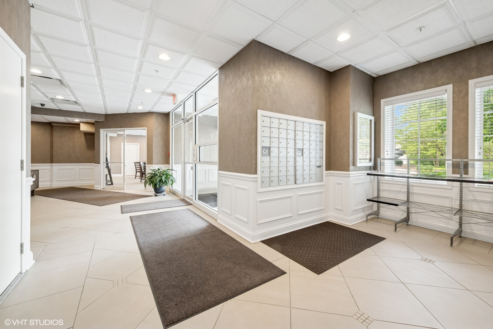 455 W Wood Street 210