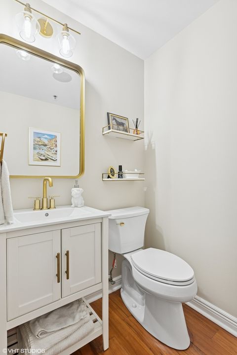 Tiny photo for 340 W SUPERIOR Street #1607, Chicago, IL 60654 (MLS # 12510685)