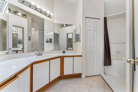 Tiny photo for 60 Whitman Drive, Schaumburg, IL 60173 (MLS # 12506956)