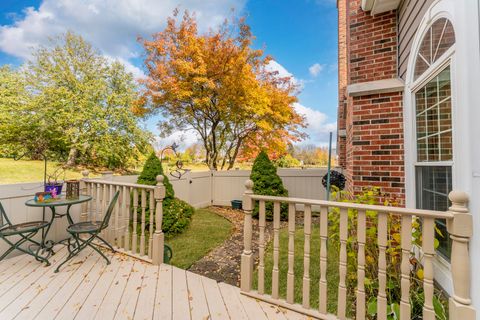 Tiny photo for 60 Whitman Drive, Schaumburg, IL 60173 (MLS # 12506956)