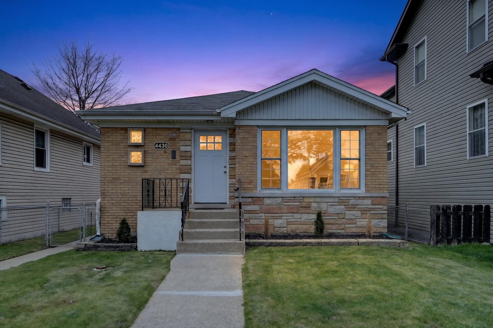 4430 N Mulligan Avenue