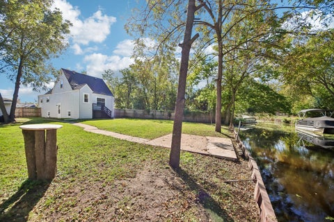 Tiny photo for 37966 N Nora Place, Spring Grove, IL 60081 (MLS # 12789109)