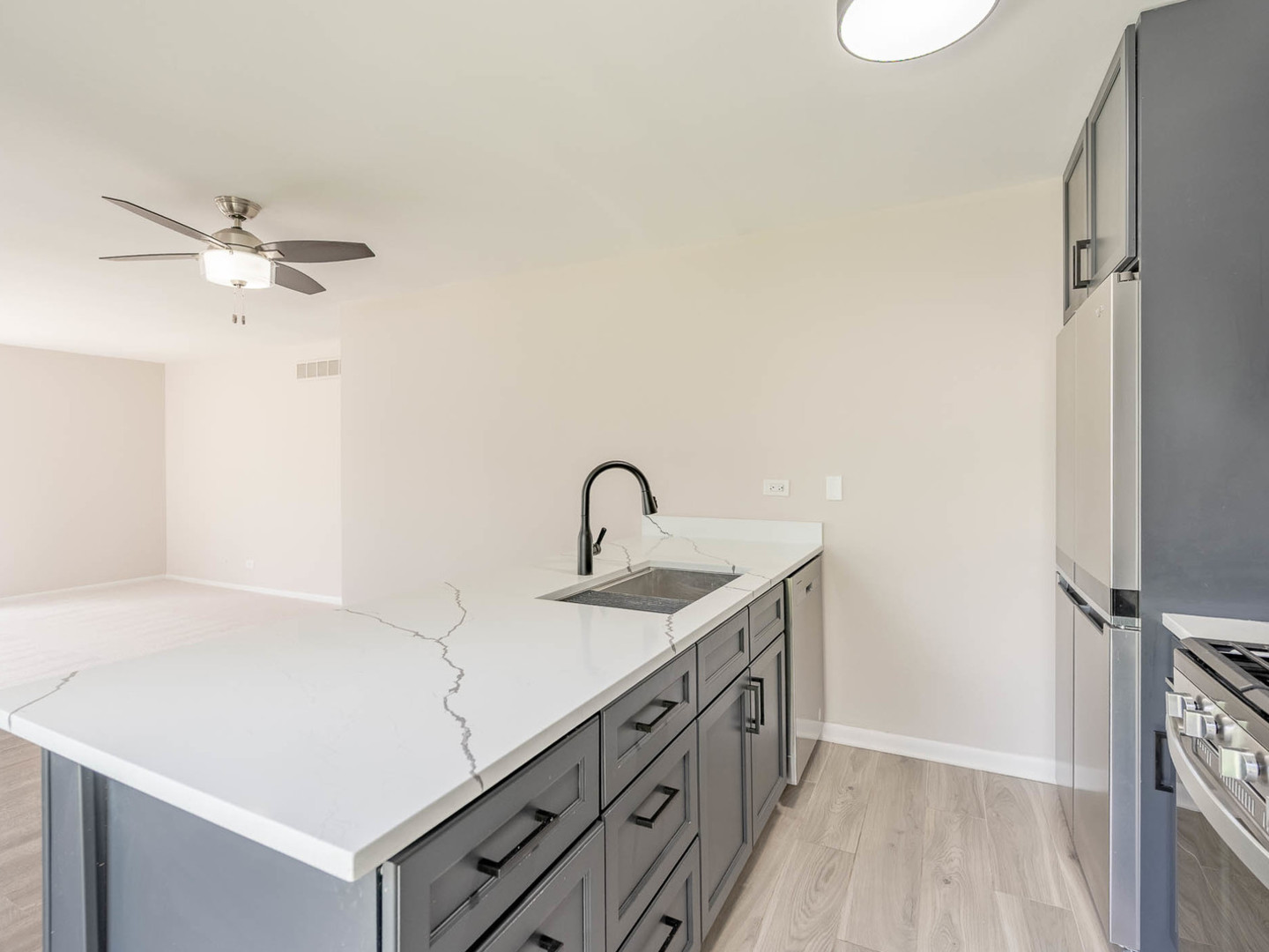 2S739 Winchester Circle 1