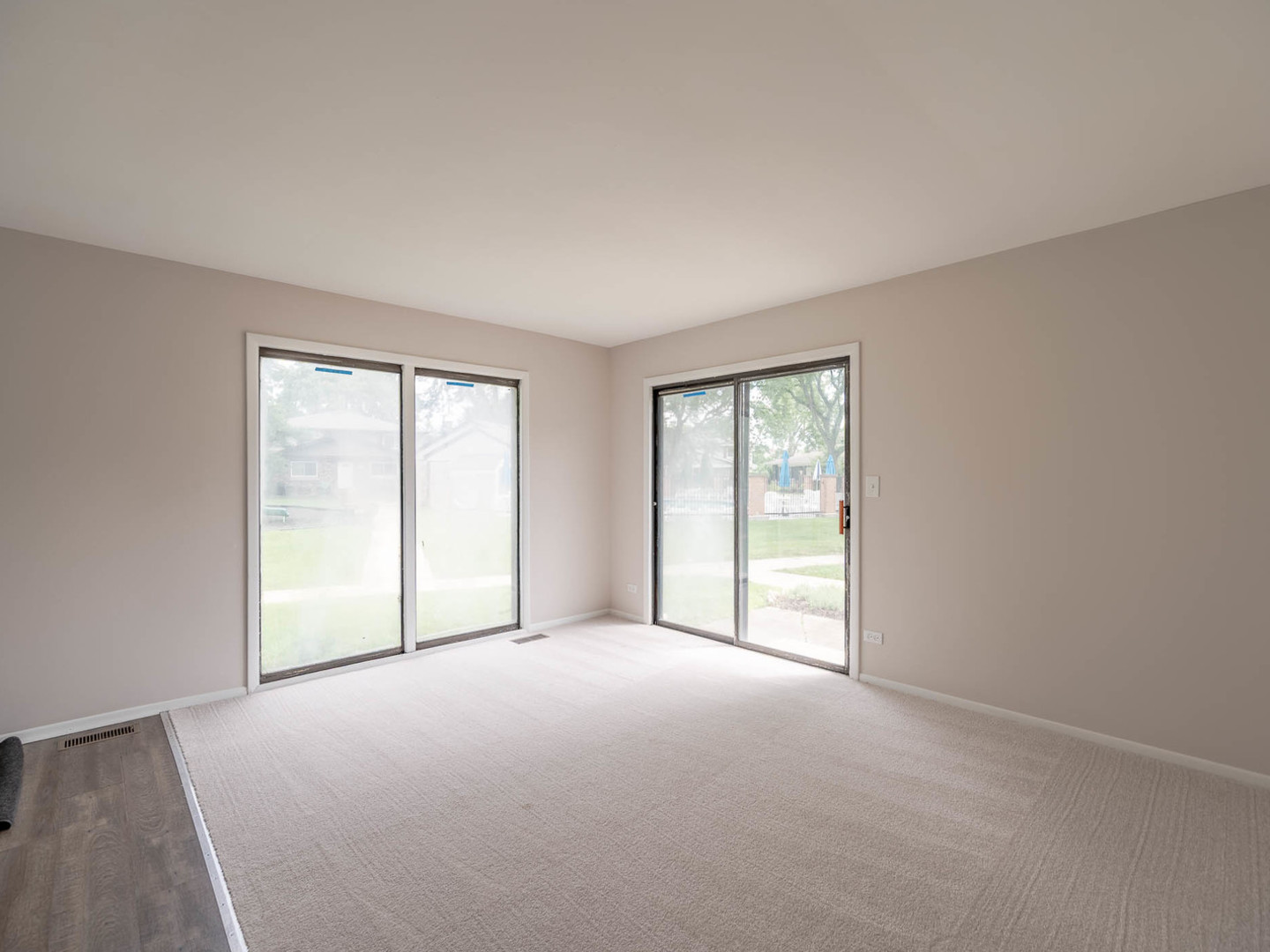 2S739 Winchester Circle 1