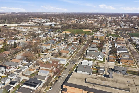 Tiny photo for 907 Ferdinand Avenue, Forest Park, IL 60130 (MLS # 12596140)