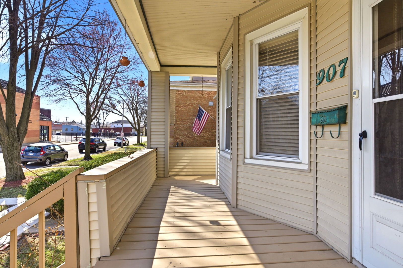 907 Ferdinand Avenue