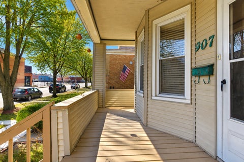 Tiny photo for 907 Ferdinand Avenue, Forest Park, IL 60130 (MLS # 12596140)