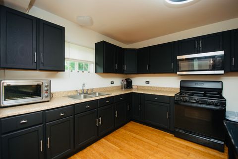 Tiny photo for 140 Thackeray Drive, Bolingbrook, IL 60440 (MLS # 12432798)