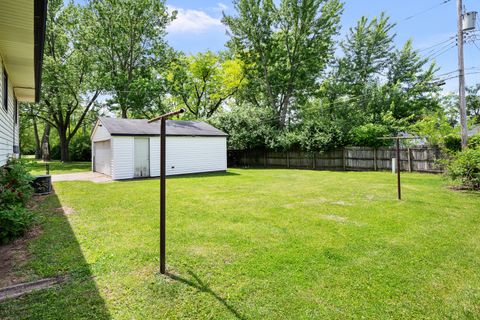 Tiny photo for 2602 Greenway Drive, Bettendorf, IA 52722 (MLS # 12660330)