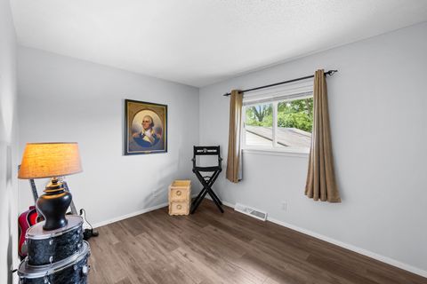 Tiny photo for 2602 Greenway Drive, Bettendorf, IA 52722 (MLS # 12660330)