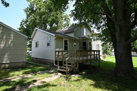 Tiny photo for 302 S Summit Street, El Paso, IL 61738 (MLS # 12691376)