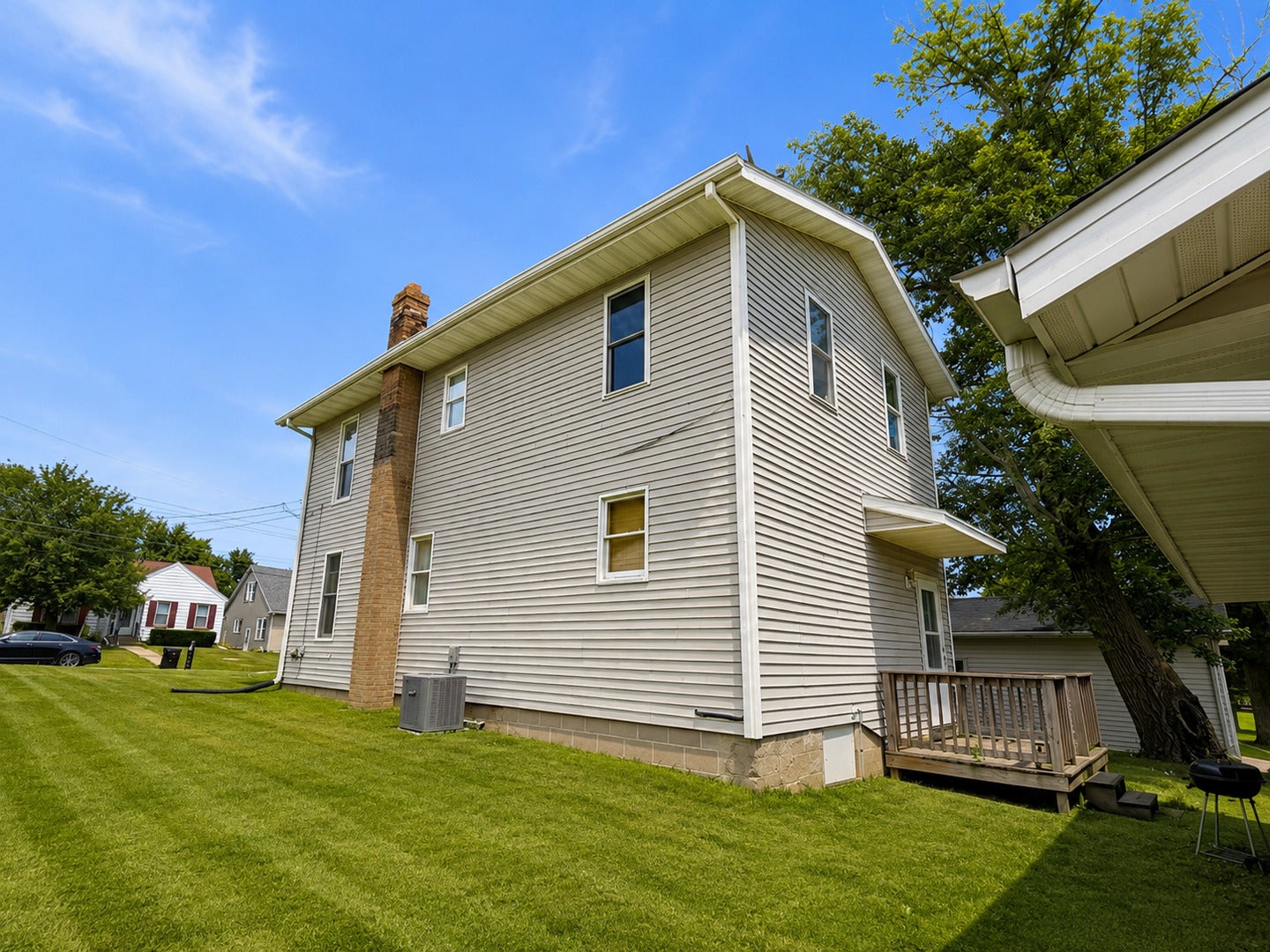 1207 W American Street