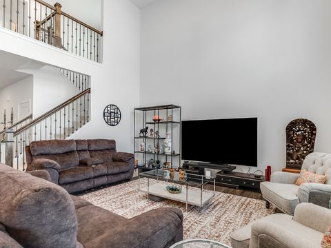Tiny photo for 2552 Weatherbee Lane, Naperville, IL 60563 (MLS # 12641791)