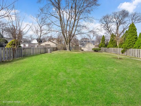Tiny photo for 284 Blackhawk Road, Riverside, IL 60546 (MLS # 12588630)