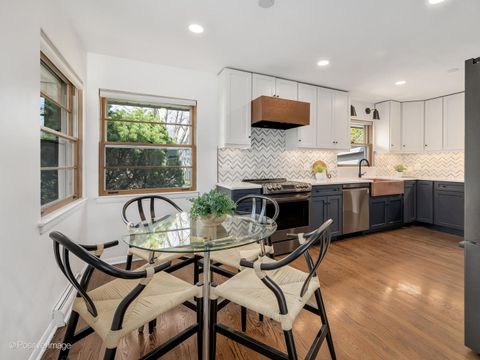 Tiny photo for 284 Blackhawk Road, Riverside, IL 60546 (MLS # 12588630)