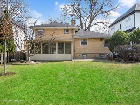 Tiny photo for 284 Blackhawk Road, Riverside, IL 60546 (MLS # 12588630)