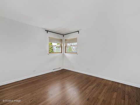 Tiny photo for 284 Blackhawk Road, Riverside, IL 60546 (MLS # 12588630)