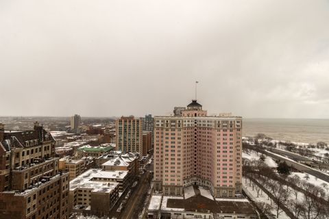 Tiny photo for 5455 N Sheridan Road #2511, Chicago, IL 60640 (MLS # 12593013)