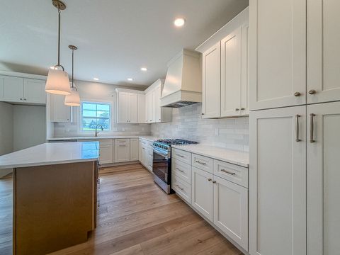 Tiny photo for 506 N Beacon Hill Circle, Urbana, IL 61802 (MLS # 12645757)
