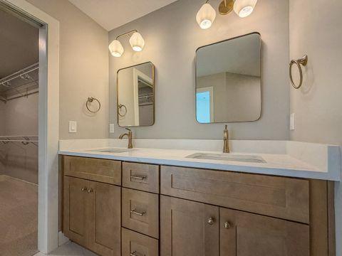 Tiny photo for 506 N Beacon Hill Circle, Urbana, IL 61802 (MLS # 12645757)