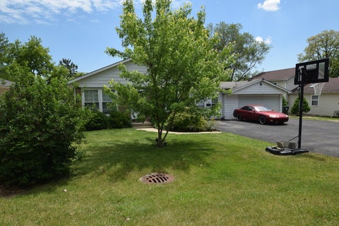 Tiny photo for 1531 N East End Avenue, Round Lake Beach, IL 60073 (MLS # 12658293)