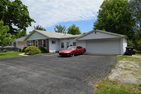 Tiny photo for 1531 N East End Avenue, Round Lake Beach, IL 60073 (MLS # 12658293)