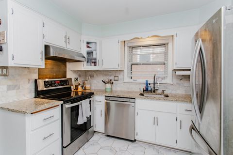 Tiny photo for 9023 MARMORA Avenue, Morton Grove, IL 60053 (MLS # 12590911)