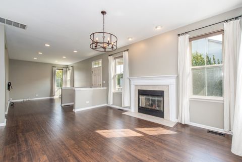Tiny photo for 1239 Spaulding Road, Bartlett, IL 60103 (MLS # 12472780)