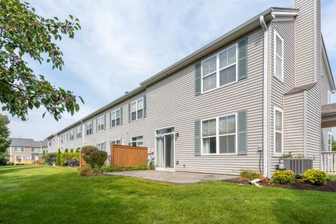 Tiny photo for 1239 Spaulding Road, Bartlett, IL 60103 (MLS # 12472780)