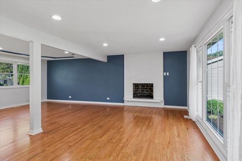 Tiny photo for 2214 Kingston Drive, Wheaton, IL 60189 (MLS # 12489623)