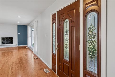 Tiny photo for 2214 Kingston Drive, Wheaton, IL 60189 (MLS # 12489623)