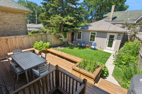 Tiny photo for 5752 N Sacramento Avenue, Chicago, IL 60659 (MLS # 12679944)