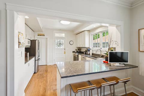 Tiny photo for 5752 N Sacramento Avenue, Chicago, IL 60659 (MLS # 12679944)