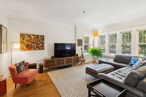 Tiny photo for 5752 N Sacramento Avenue, Chicago, IL 60659 (MLS # 12679944)