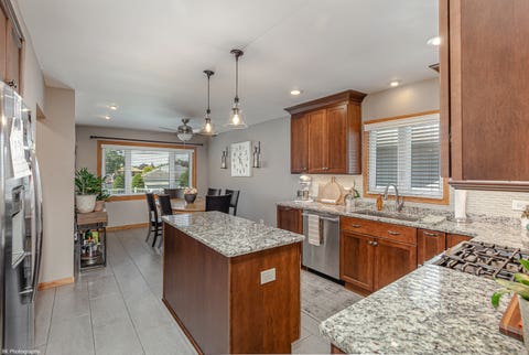 Tiny photo for 8120 Mayfield Avenue, Burbank, IL 60459 (MLS # 12721269)