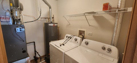 Tiny photo for 2435 Golf Ridge Circle #2435, Naperville, IL 60563 (MLS # 12648219)