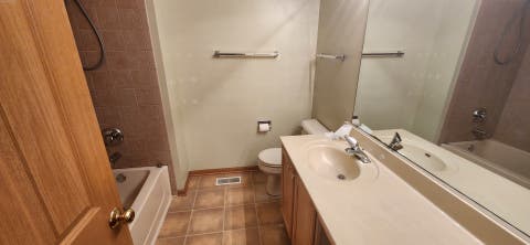Tiny photo for 2435 Golf Ridge Circle #2435, Naperville, IL 60563 (MLS # 12648219)