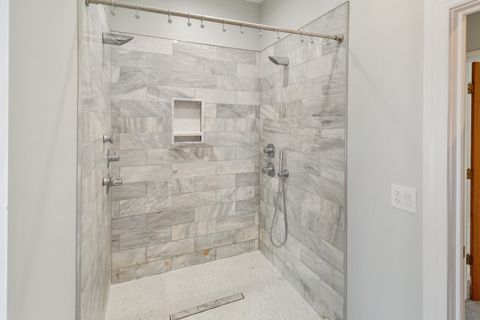 Tiny photo for 9412 S Homan Avenue, Evergreen Park, IL 60805 (MLS # 12590080)