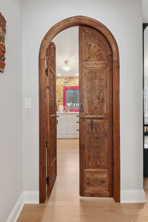 Tiny photo for Glen Ellyn, IL 60137 (MLS # 12481027)