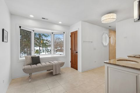 Tiny photo for Glen Ellyn, IL 60137 (MLS # 12481027)