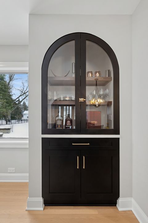 Tiny photo for Glen Ellyn, IL 60137 (MLS # 12481027)