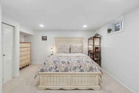 Tiny photo for Glen Ellyn, IL 60137 (MLS # 12481027)