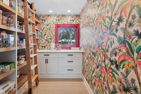 Tiny photo for Glen Ellyn, IL 60137 (MLS # 12481027)