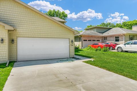 Tiny photo for 5 Montclair Road #A, Urbana, IL 61801 (MLS # 12543159)