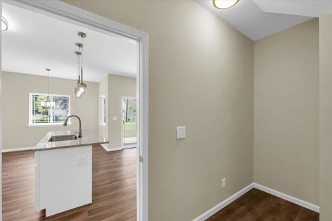 Tiny photo for 5 Montclair Road #A, Urbana, IL 61801 (MLS # 12543159)